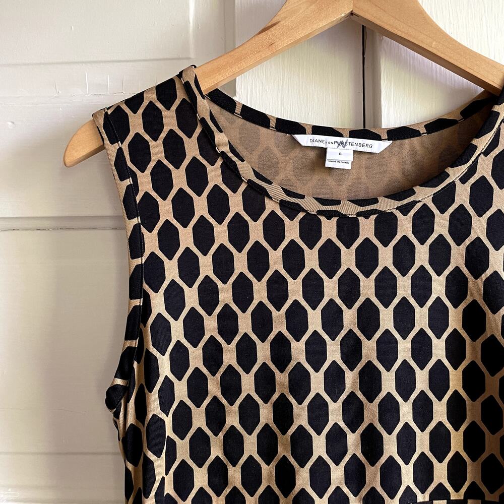 Raylee Diane Von Furstenberg Dress size 8 100% Silk Sleeveless Brown Black Geo